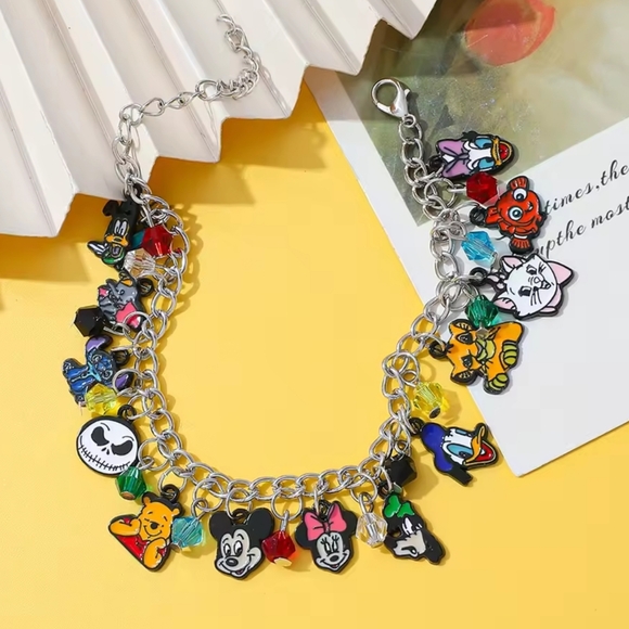 Disney Legends Multi-Charm Bracelet Classic Character Edition - Picture 5 of 9